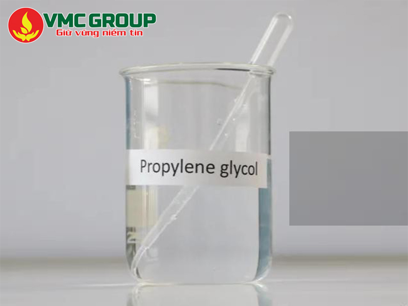 propylene glycol có dạng lỏng trong suốt