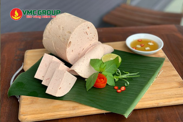 Tetrasodium Pyrophosphate được dùng làm phụ gia làm giò chả